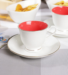 Cups & Saucers